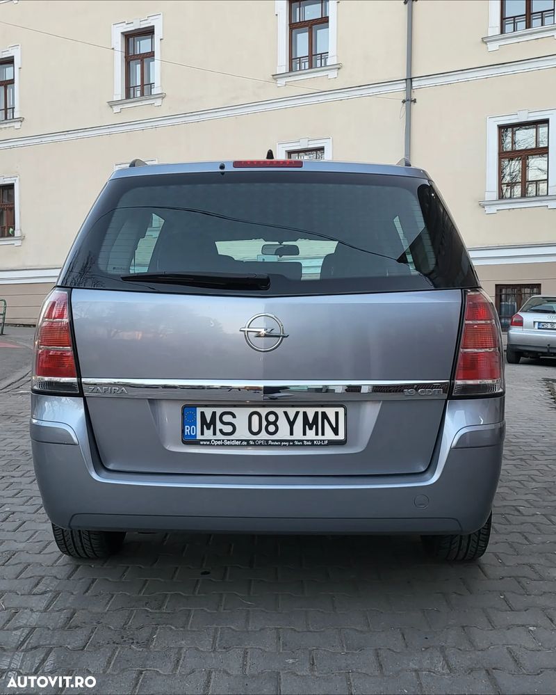 Opel Zafira 1.9 CDTI - 7