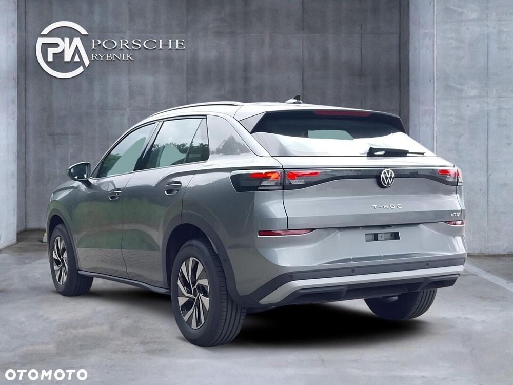 Volkswagen T-Roc - 4