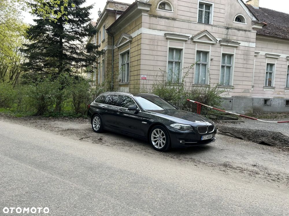 BMW Seria 5 525d - 4