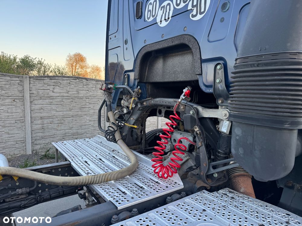 Mercedes-Benz Actros 1843 - 8