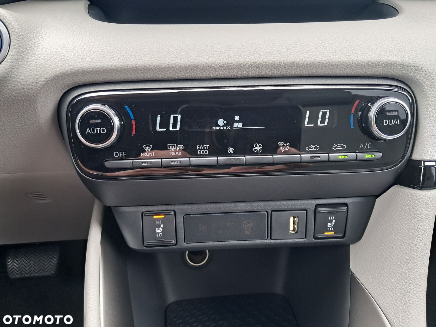Toyota Yaris Hybrid 1.5 Executive - 15