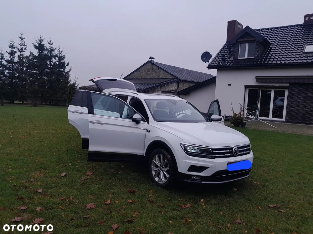 Volkswagen Tiguan 2.0 TDI SCR 4Mot Elegance DSG - 23