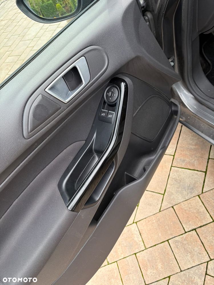 Ford Fiesta 1.0 Titanium - 9