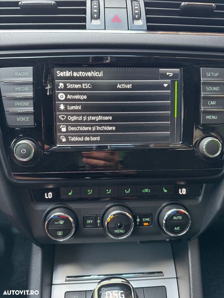 Skoda Octavia 2.0 TDI DSG Style - 10