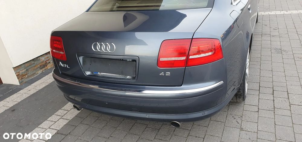 Audi A8 - 10