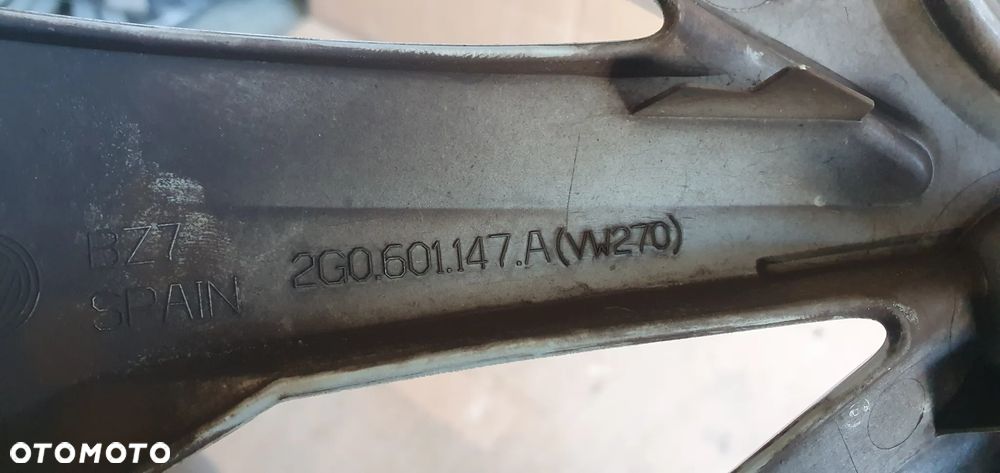 Dekielek kołpak kapsel 15" VW Polo VI 2G0601147A - 4