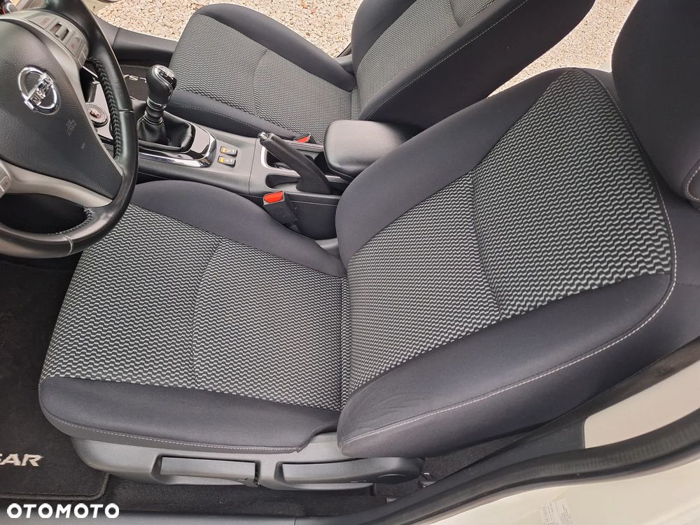 Nissan Pulsar 1.2 DIG-T Tekna - 19