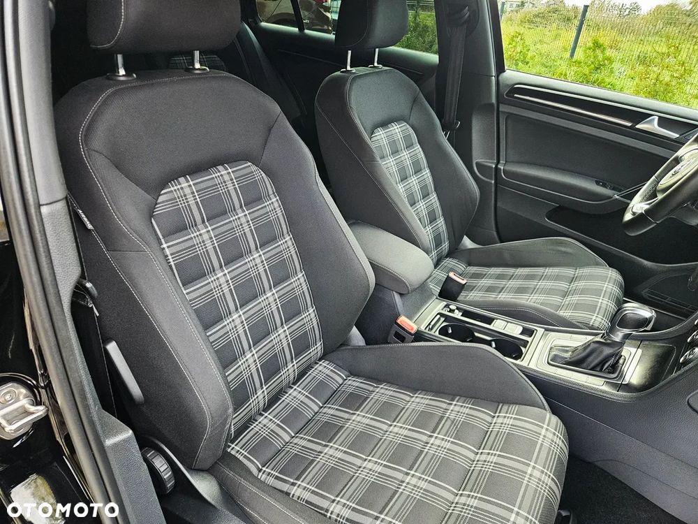 Volkswagen Golf Variant GTD 2.0 TDI SCR DSG - 39
