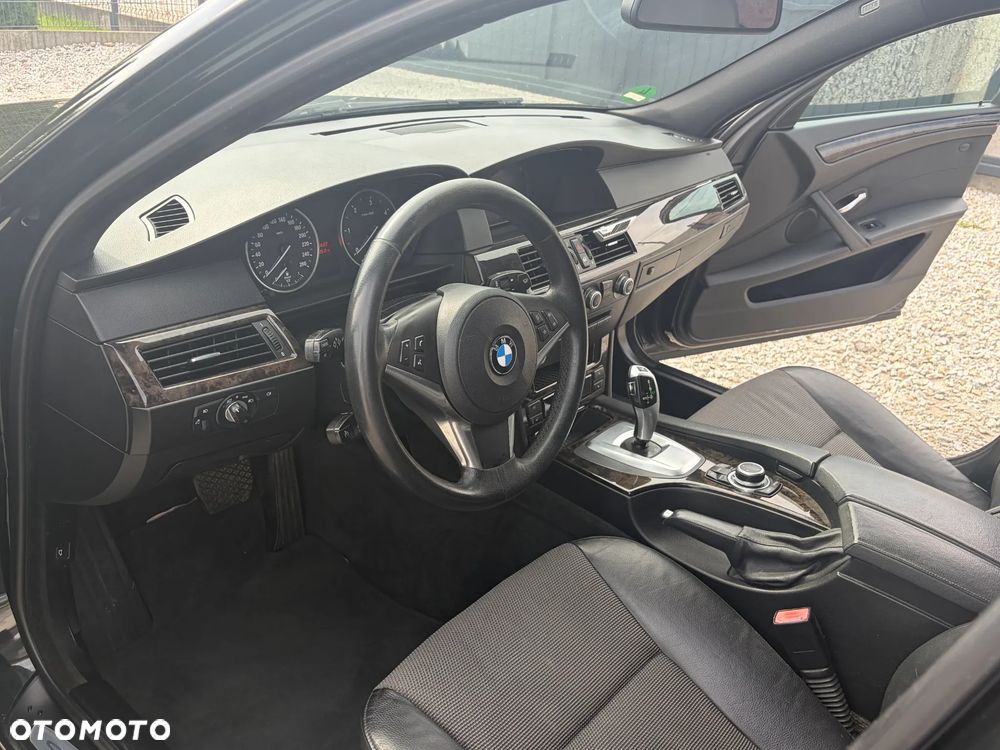 BMW Seria 5 - 24