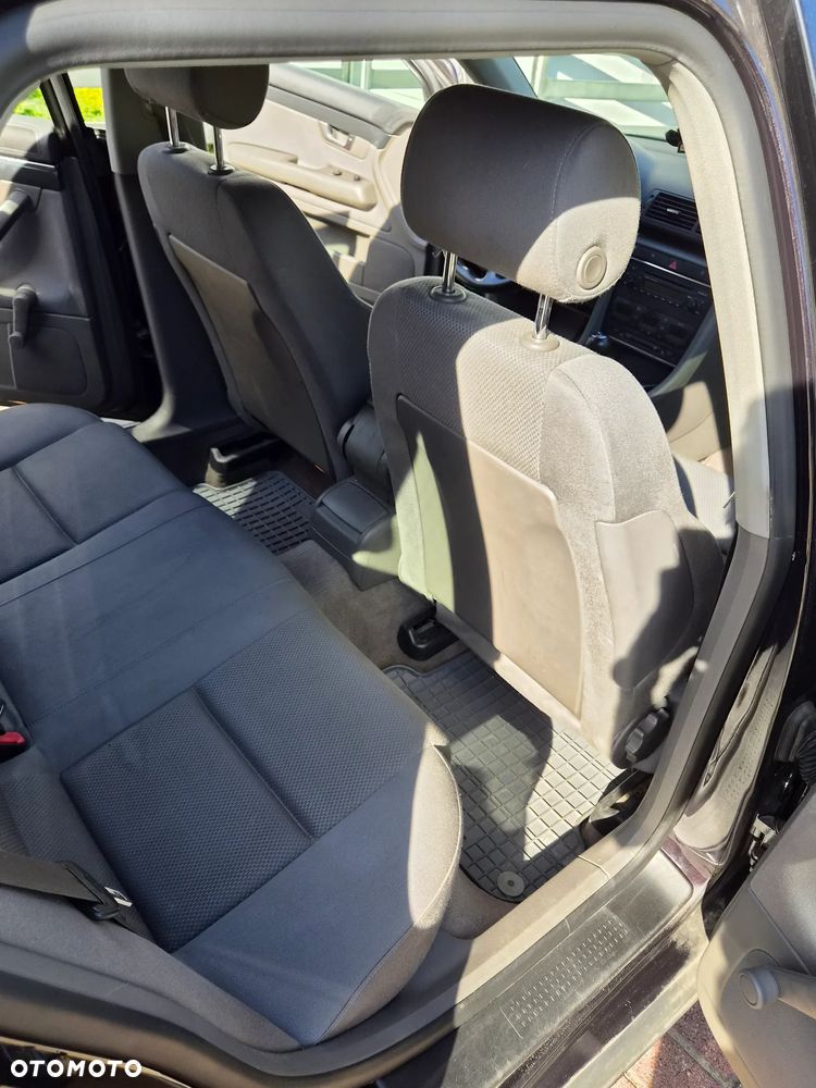 Audi A4 Avant - 9
