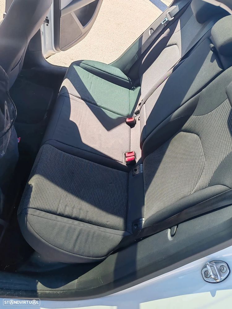 SEAT Leon ST 1.6 TDI FR S/S - 7