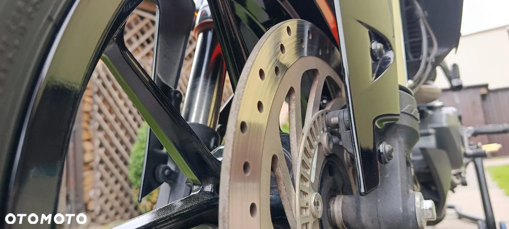 KTM Duke - 24