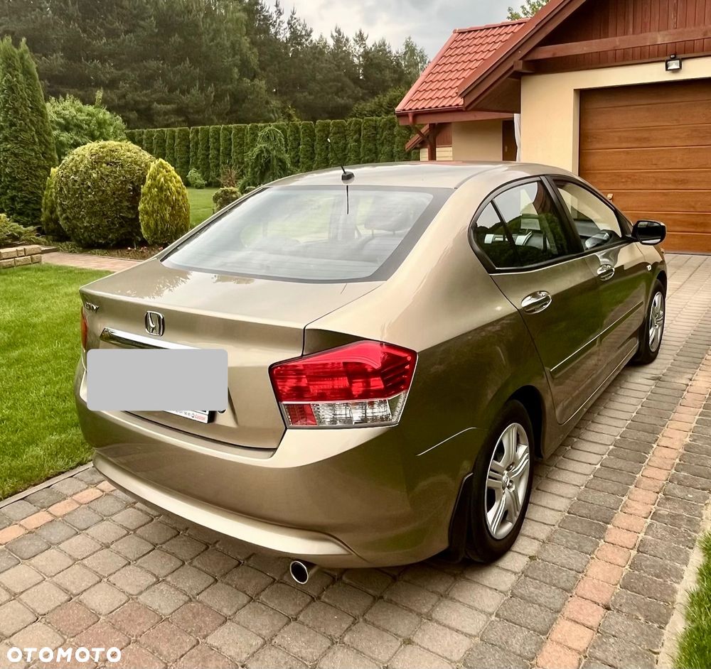 Honda City ver-1-4-comfort - 3