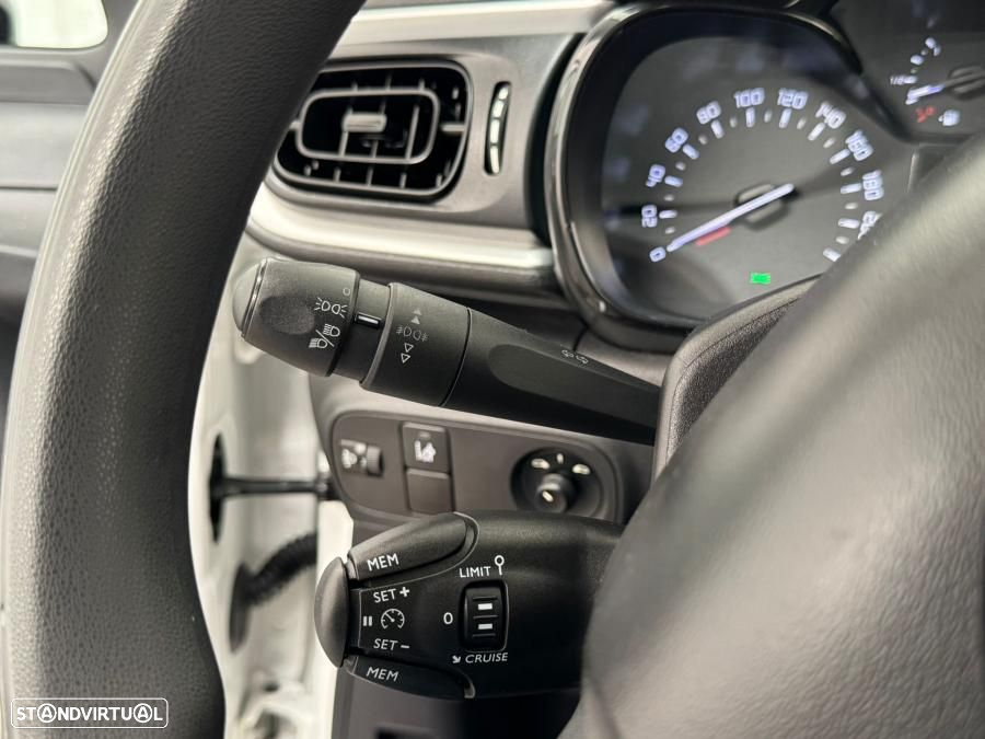 Citroën C3 1.2 PureTech Shine - 17