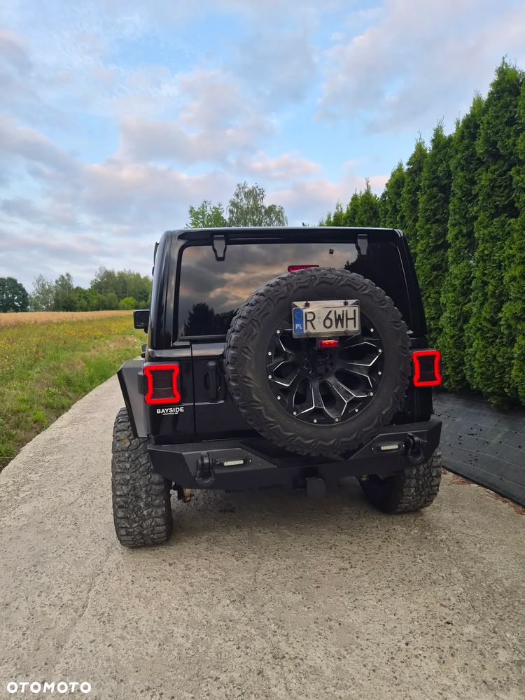 Jeep Wrangler Unlimited 3.6 Automatik Sahara - 23