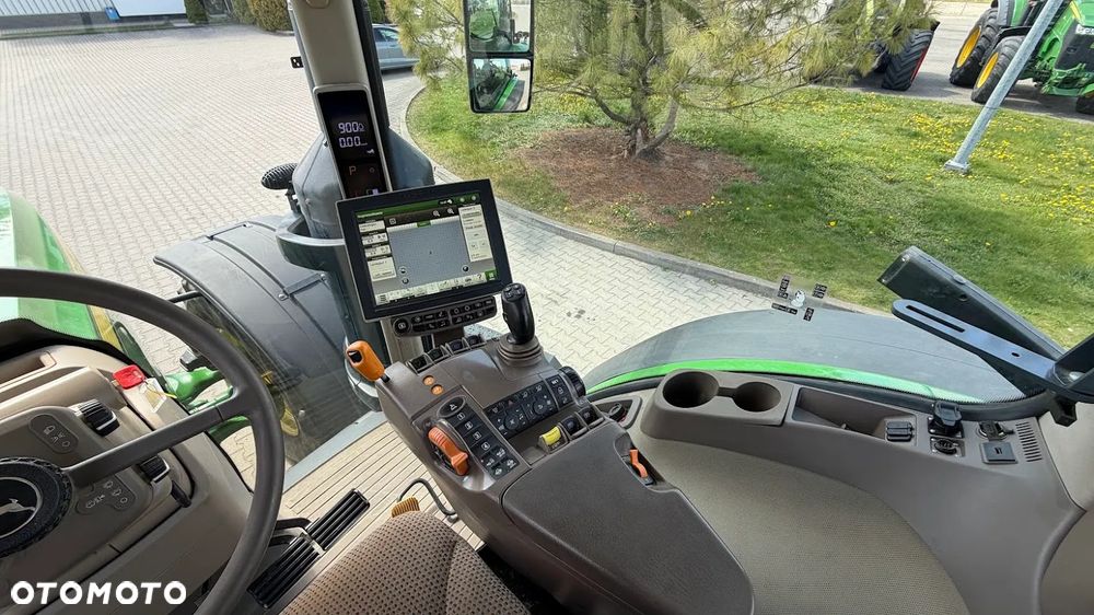 John Deere 8320R - 25