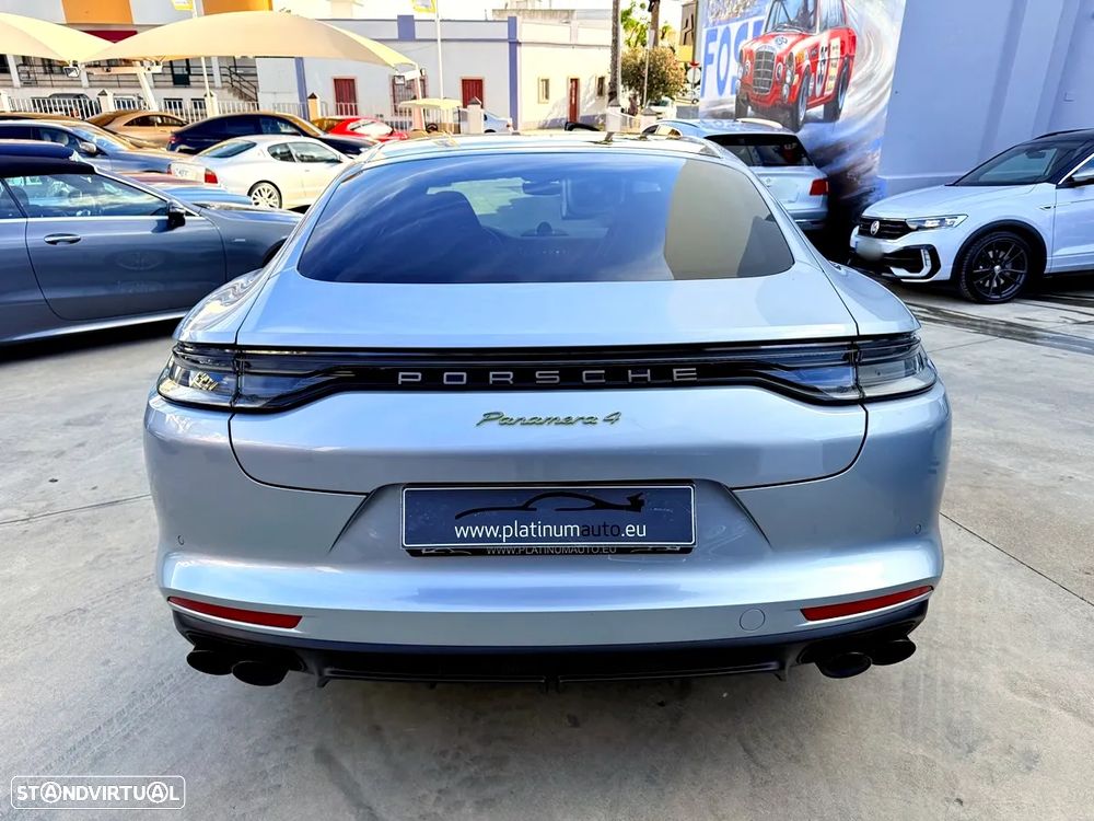 Porsche Panamera 4 E-Hybrid Platinum Edition - 4