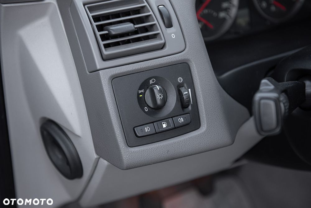 Volvo V50 T5 Momentum - 23