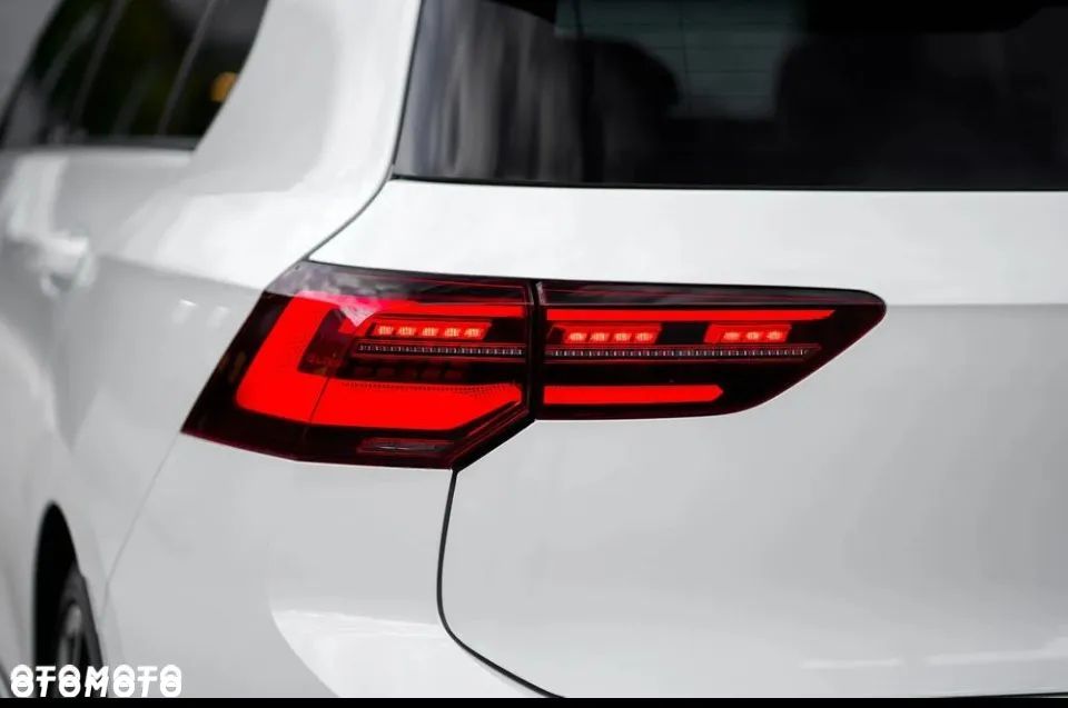 Volkswagen Golf VIII 2.0 TSI GTI DSG - 8