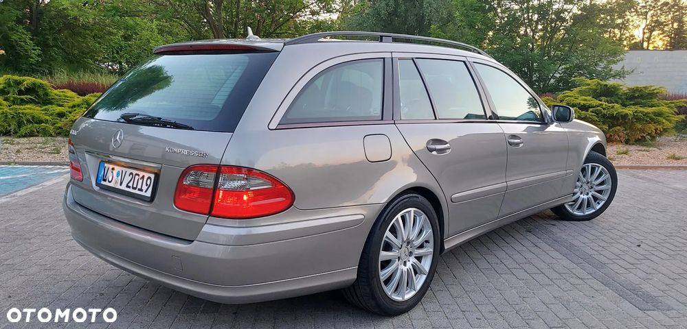 Mercedes-Benz Klasa E 200 Kompressor Avantgarde - 24