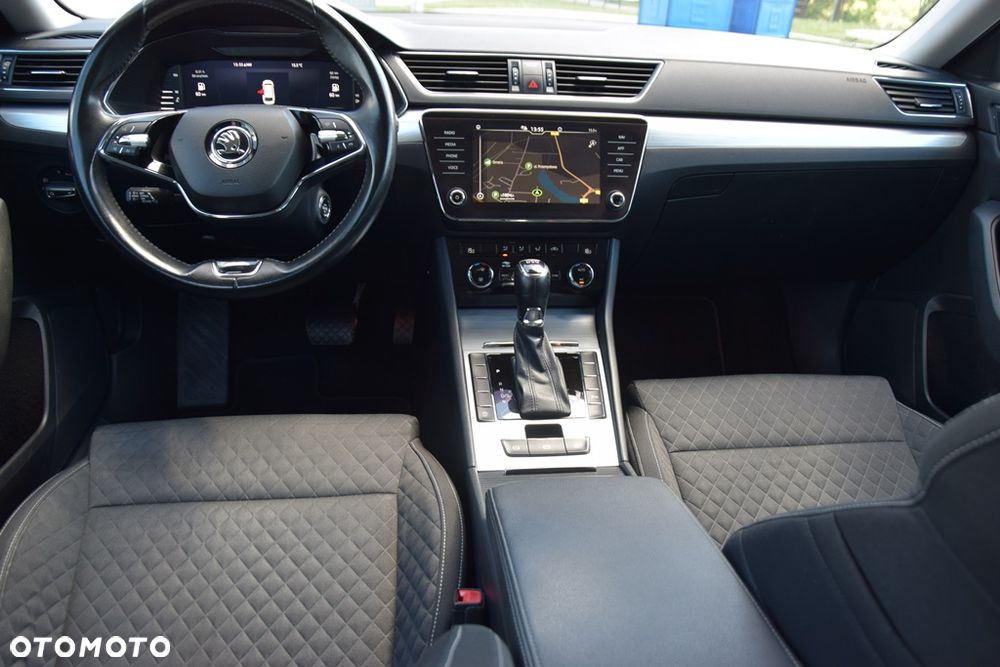 Skoda Superb 2.0 TDI Active DSG7 - 13