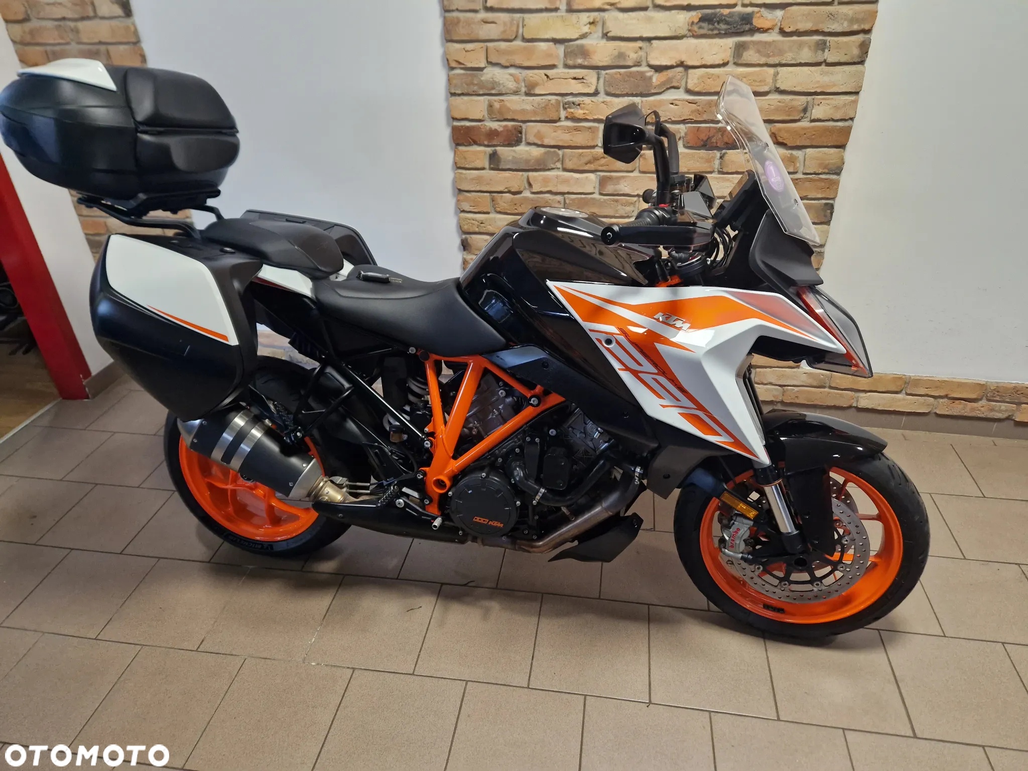 KTM Adventure - 5