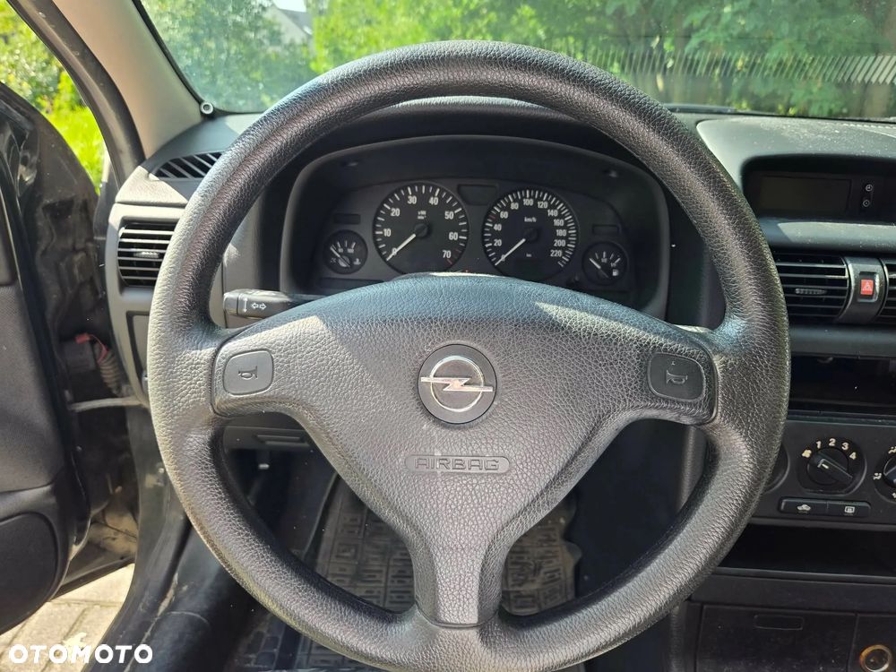 Opel Astra - 10
