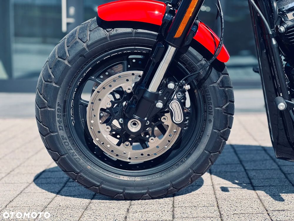 Harley-Davidson Softail Fat Bob - 17