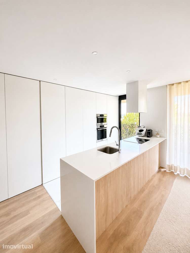 T3 de Luxo | 122 m² + Magnífica Varanda | - Grande imagem: 3/13