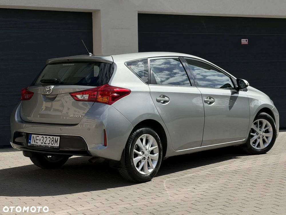 Toyota Auris - 4