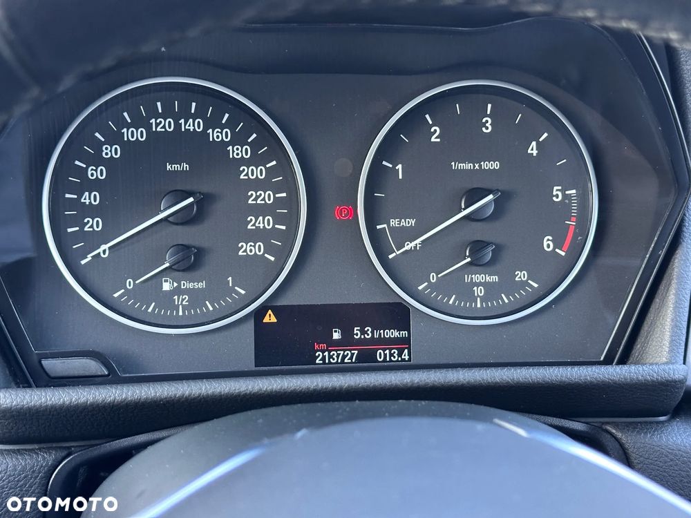 BMW Seria 2 218d - 18