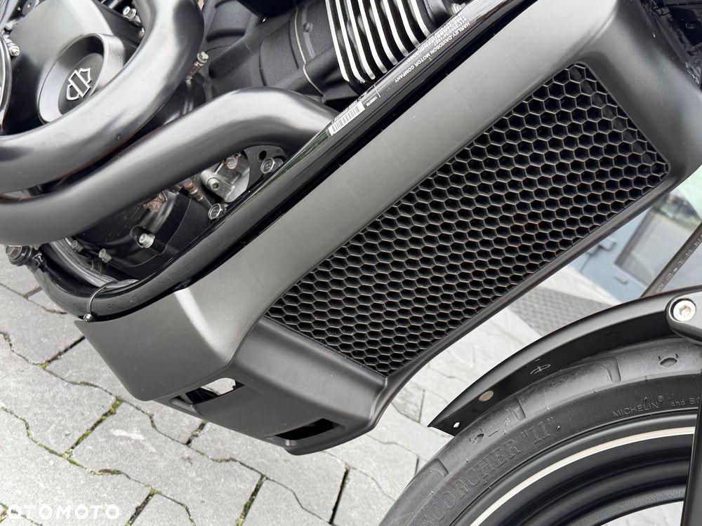 Harley-Davidson Street XG 750 - 18