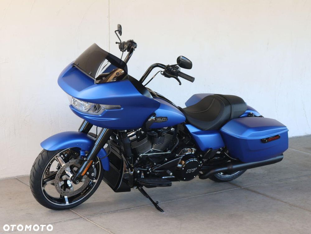 Harley-Davidson Touring Road Glide - 4