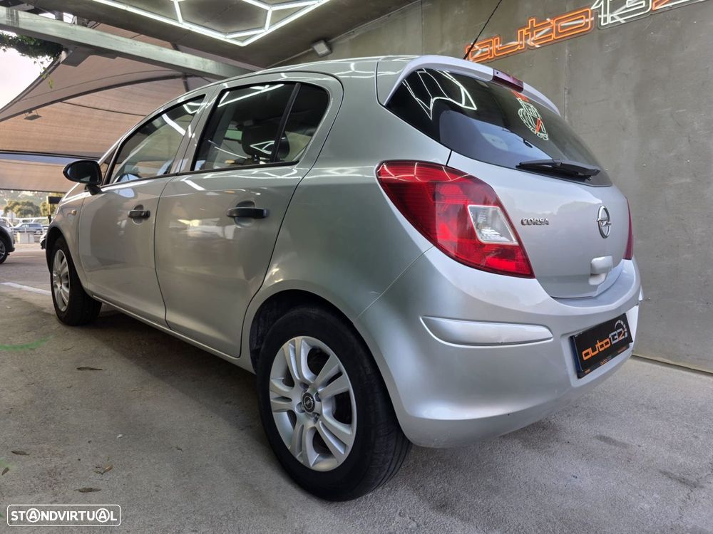 Opel Corsa 1.2 Connect - 4