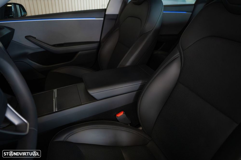 Tesla Model 3 Tração Traseira - 25