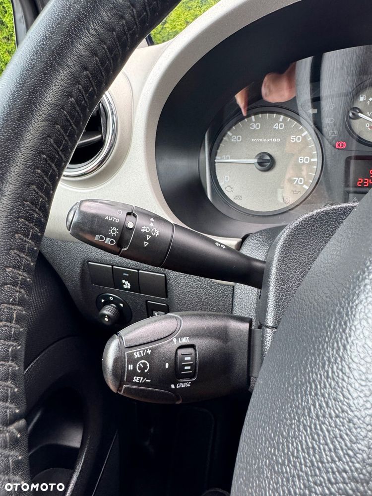 Citroën Berlingo Multispace HDi 115 FAP Exclusive - 25