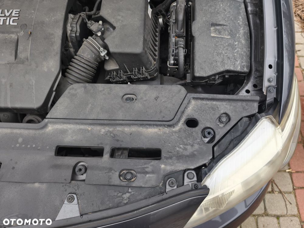 Toyota Corolla 1.6 2010 - 26