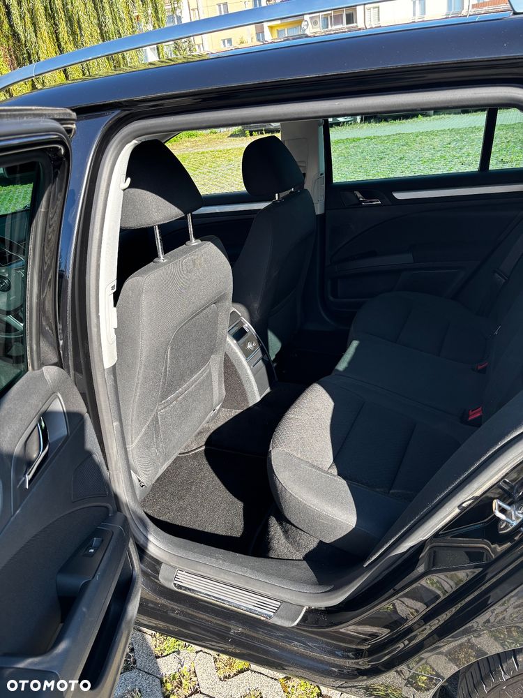 Skoda Superb Combi 2.0 TDI DSG Active - 16