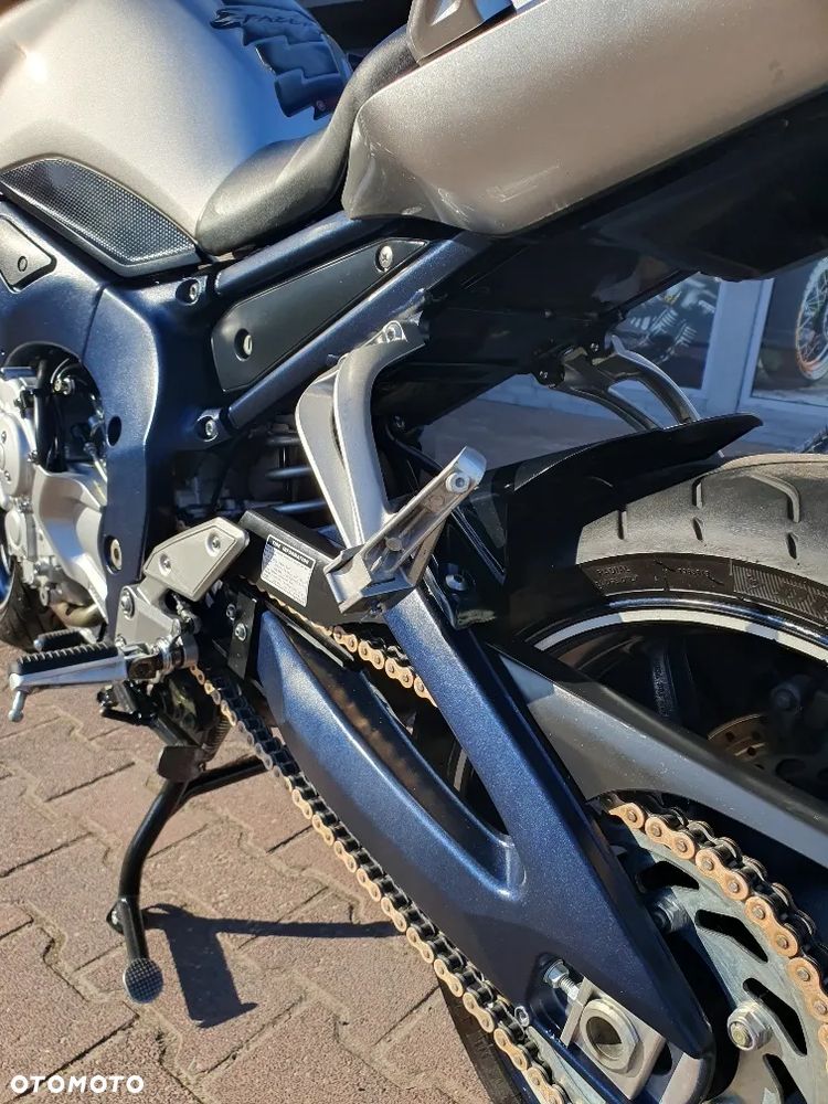 Yamaha FZ - 5