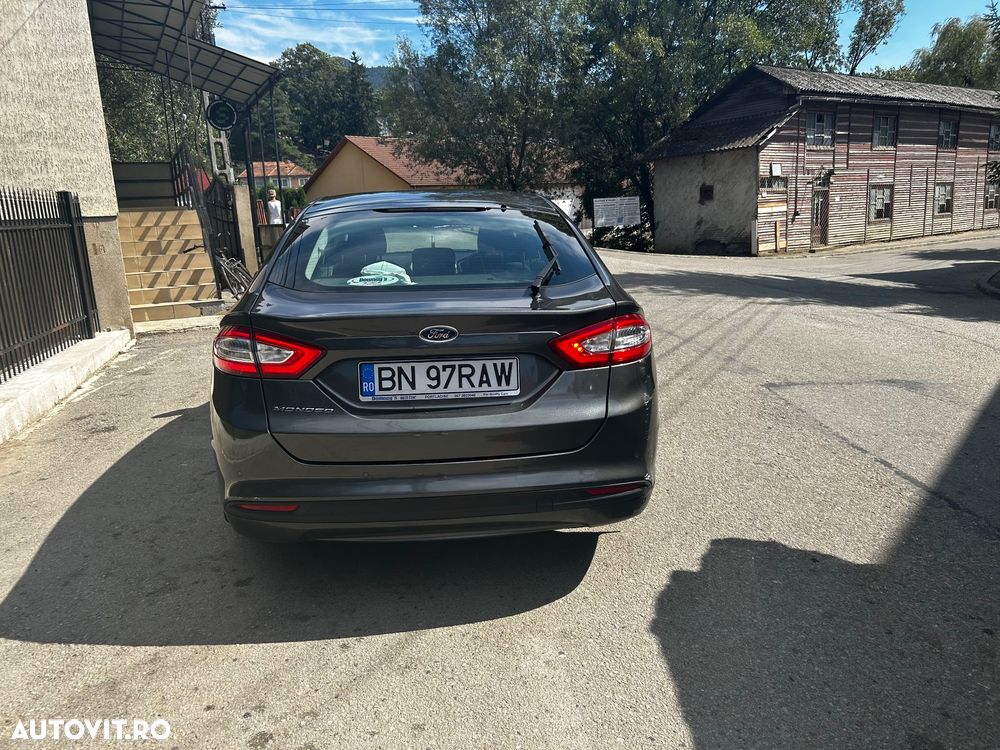 Ford Mondeo 2.0 EcoBlue Titanium - 14