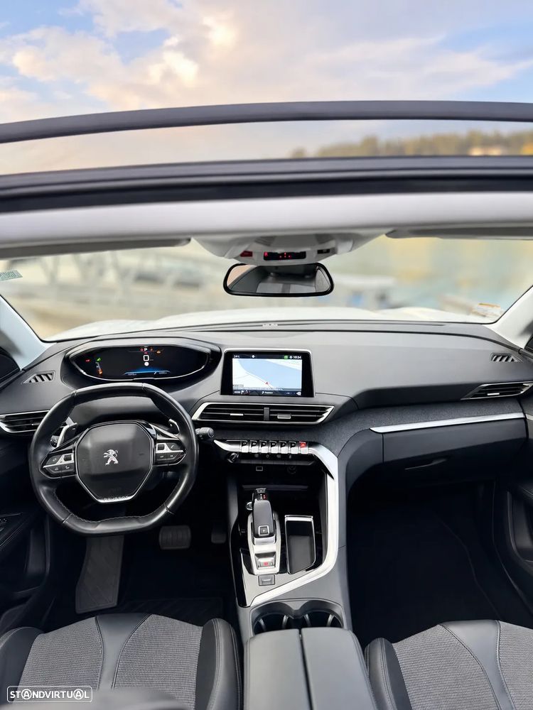 Peugeot 5008 1.5 BlueHDi Allure EAT8 - 11