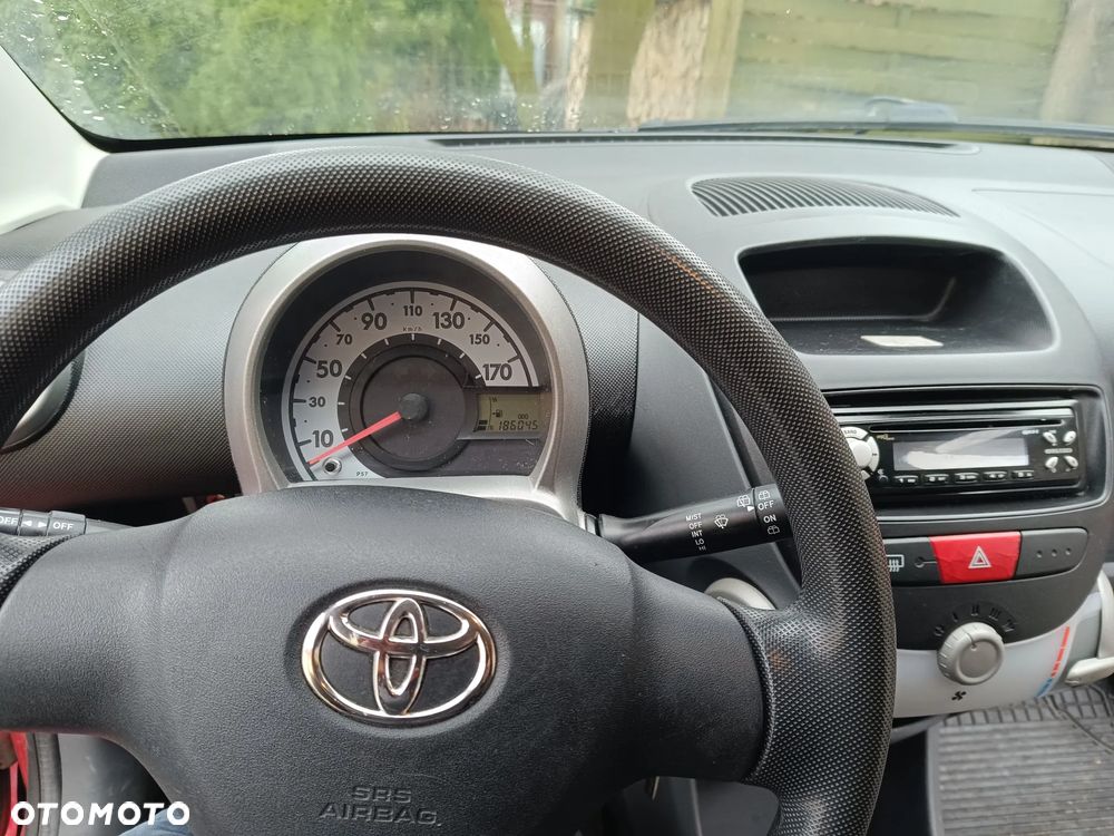 Toyota Aygo - 7