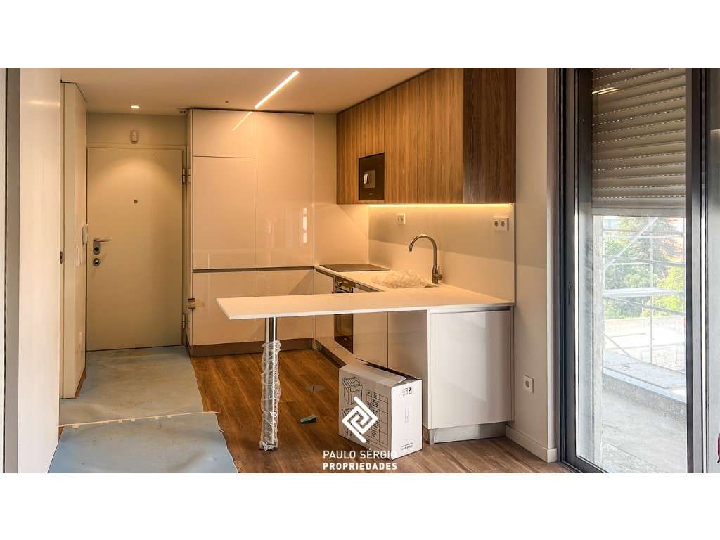 Apartamento T2 no Centro de Vila Nova de Gaia - Grande imagem: 2/13
