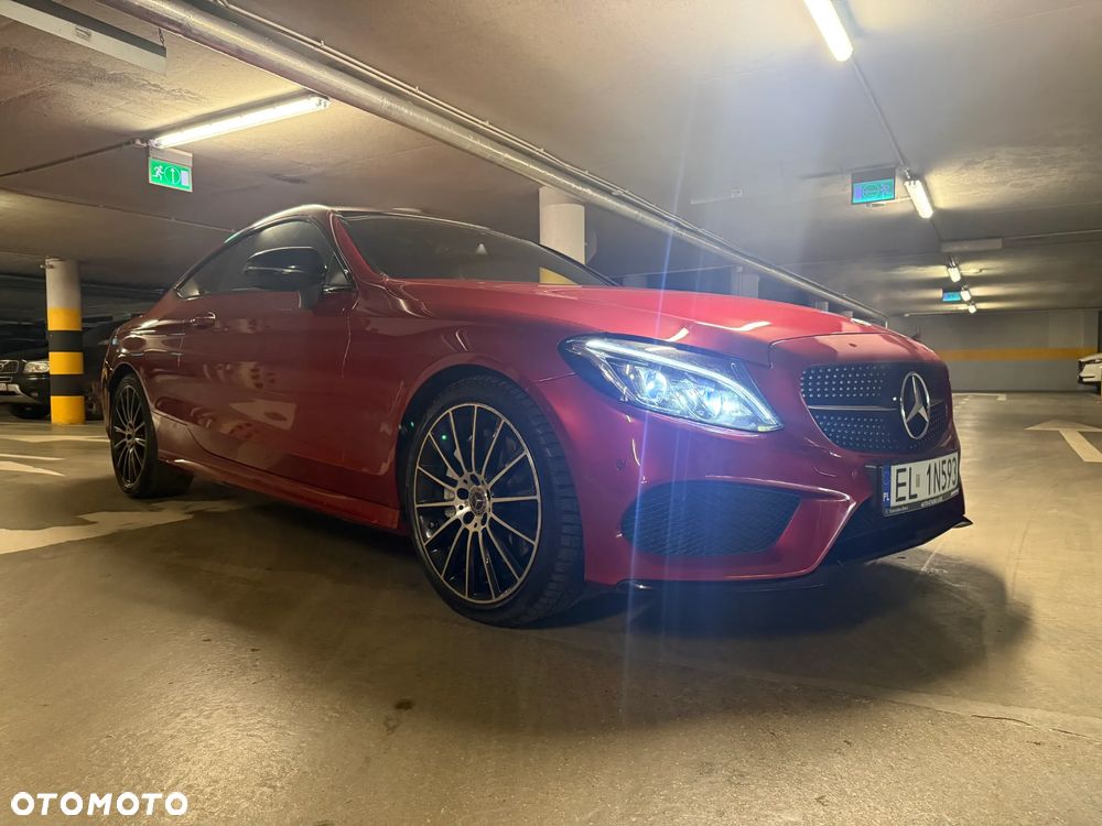 Mercedes-Benz Klasa C 300 9G-TRONIC AMG Line - 15