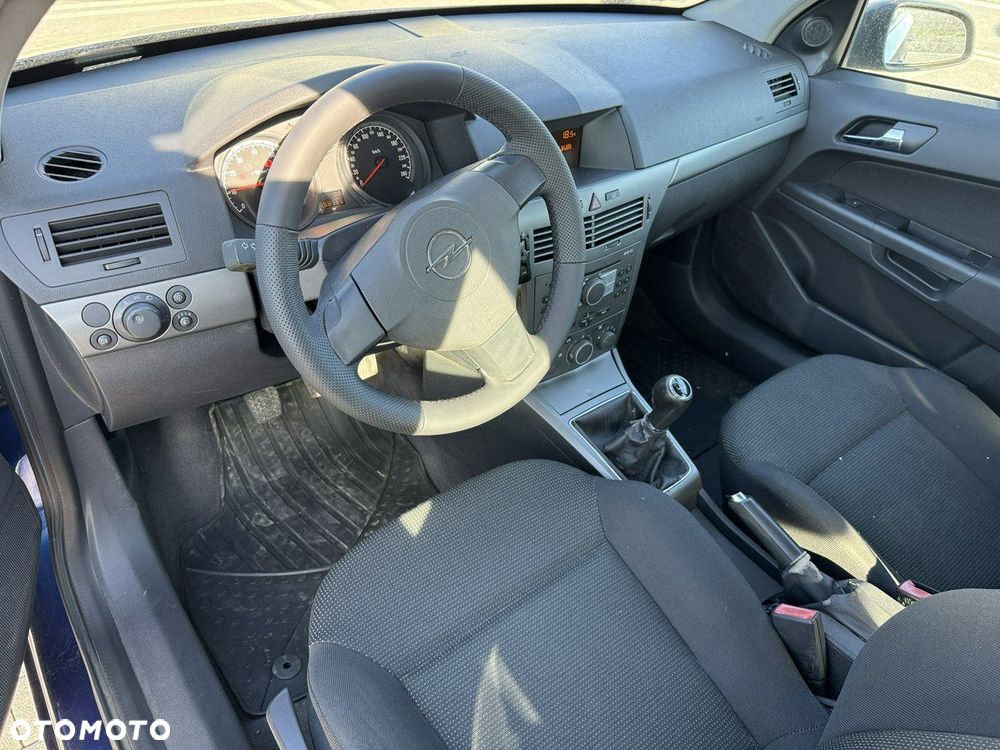 Opel Astra 1.6 Catch me - 16