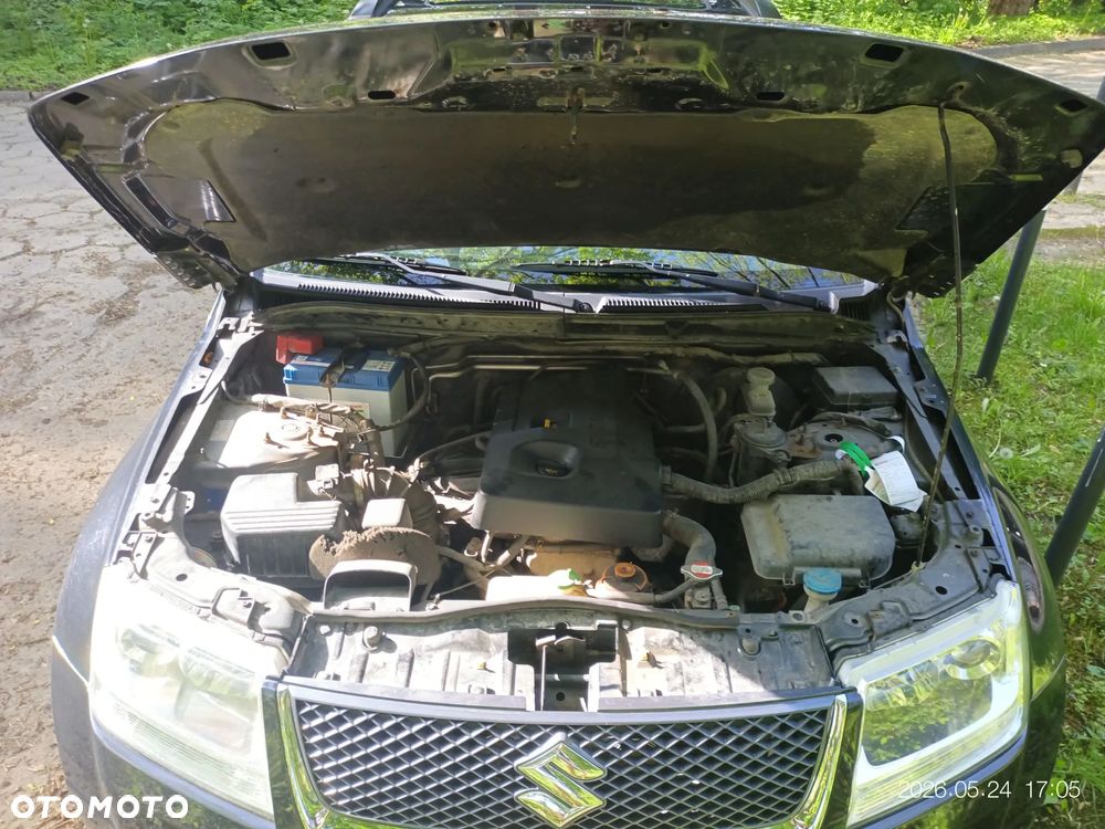 Suzuki Grand Vitara 2.0 - 36
