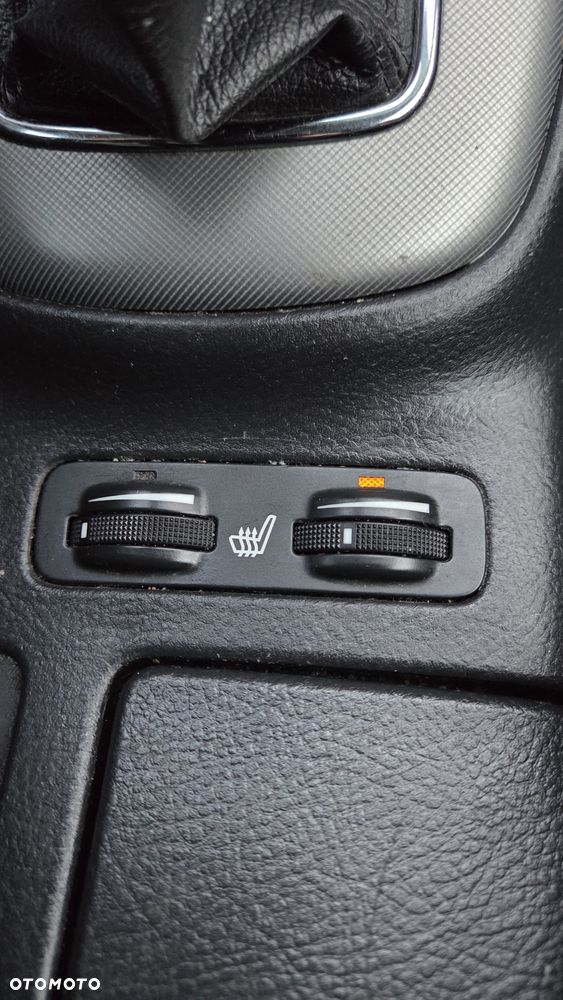 Toyota Avensis 1.8 VVT-i Combi - 17