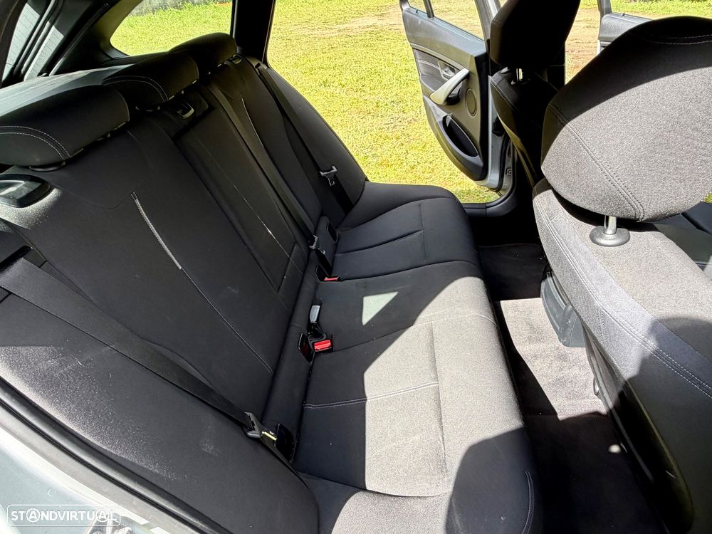 BMW 320 d Auto Pack M - 14