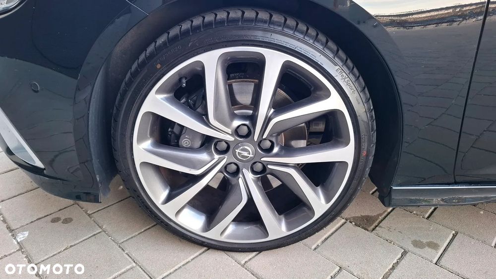 Opel Insignia 2.0 CDTI 4x4 GSi S&S - 32