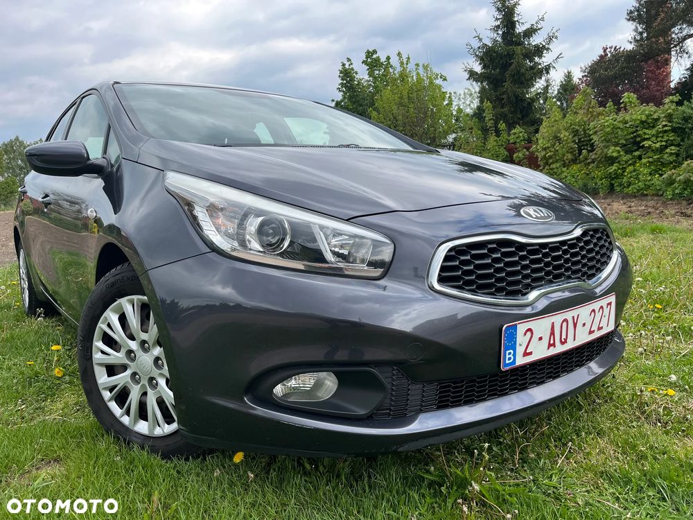 Kia Ceed 1.4 CVVT Attract plus - 1